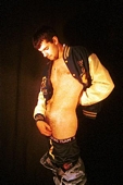 Cliquez sur cette photo gratuite de gay webcam 1 pour accder  la zone membre de gay.